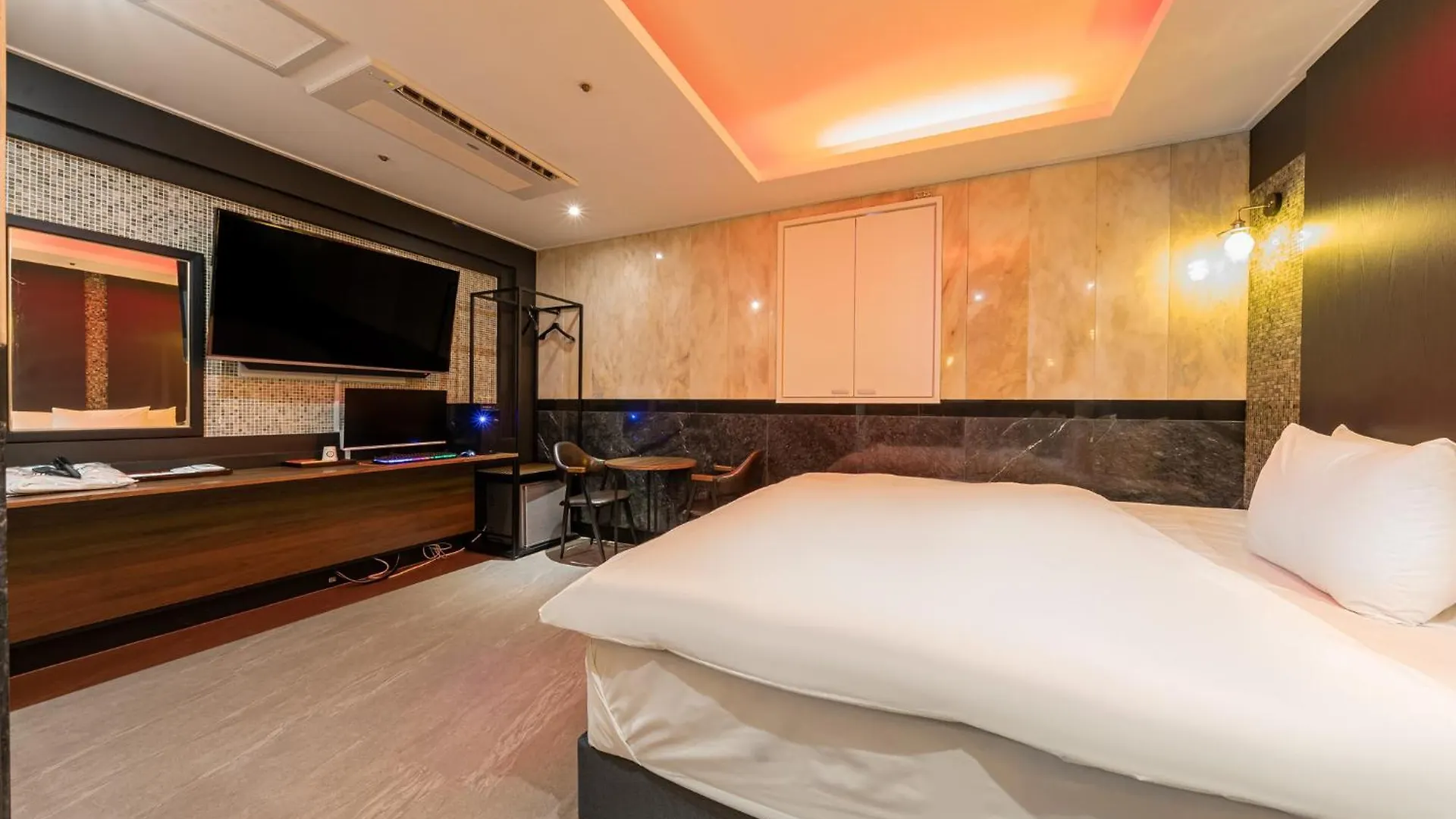 Hotel Signature Seoul South Korea