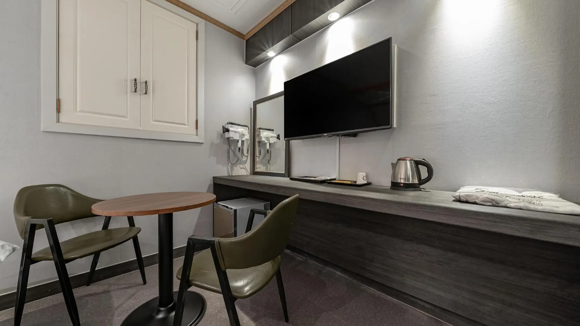 Hotel Signature Seoul